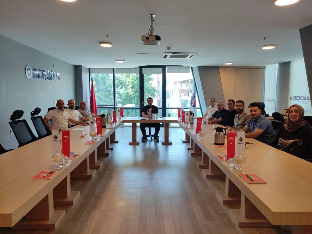 Yönetim Kurulu toplantısında derneğin gelecek dönem planlarını ve sektörün gelişimini değerlendirdi.